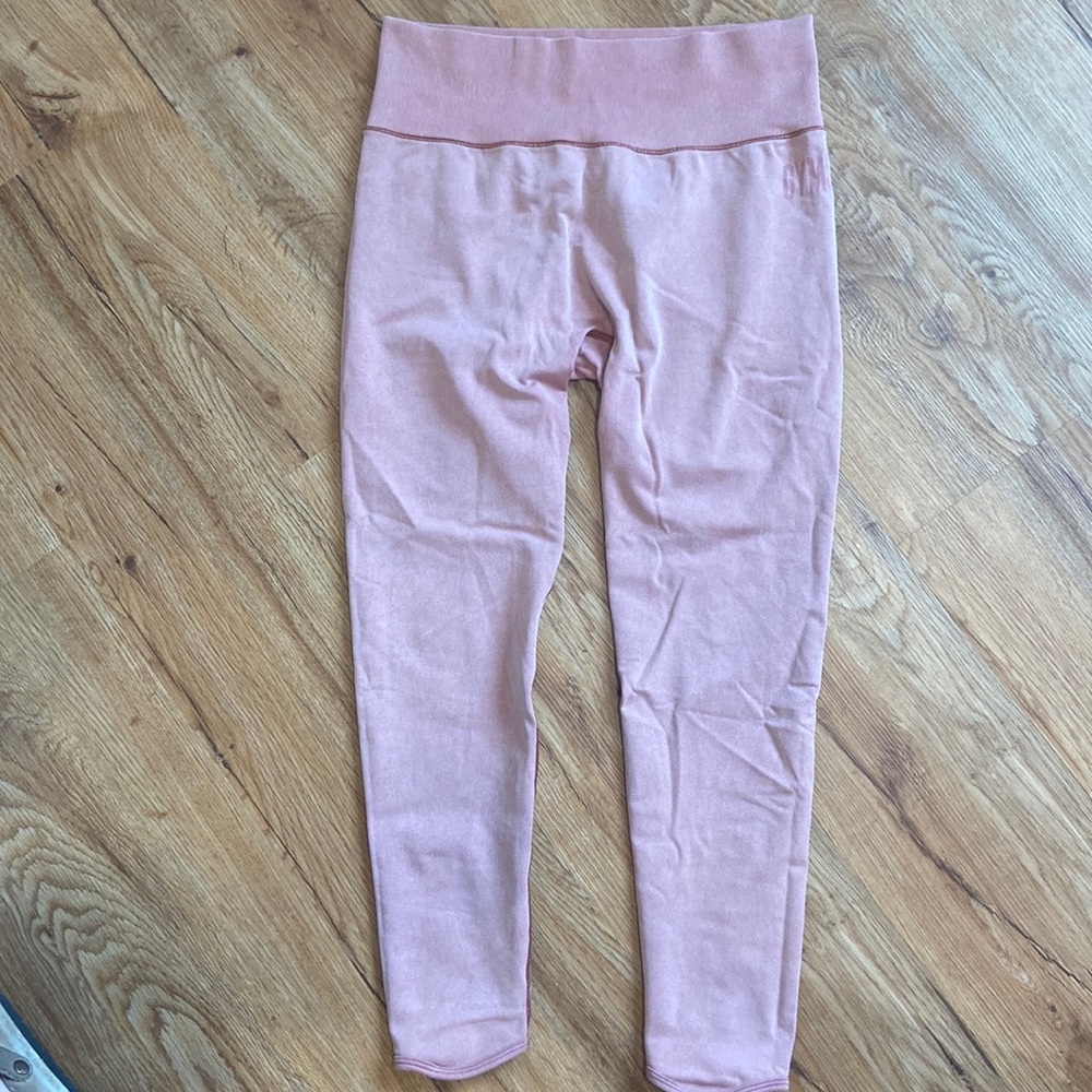 Yoga Gymshark leggings! Size: Medium